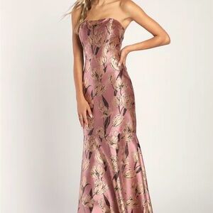 (NWT) Gowning Around Mauve Floral Jacquard Strapless Maxi Dress